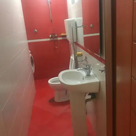 Lovely 2 Bedroom Apartament