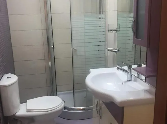 Appartement Lovely 2 Bedroom Tirana