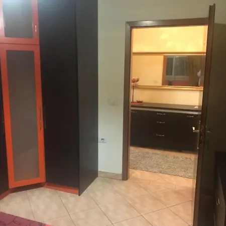 Apartment Lovely 2 Bedroom