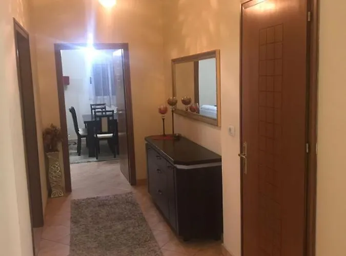 Lovely 2 Bedroom * Tirana